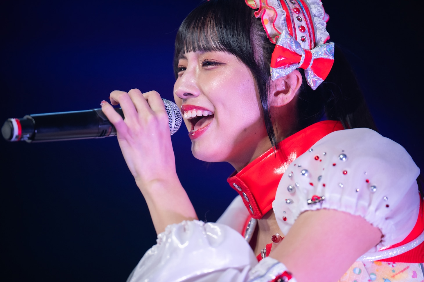 清水理子（B≡FULLEST）