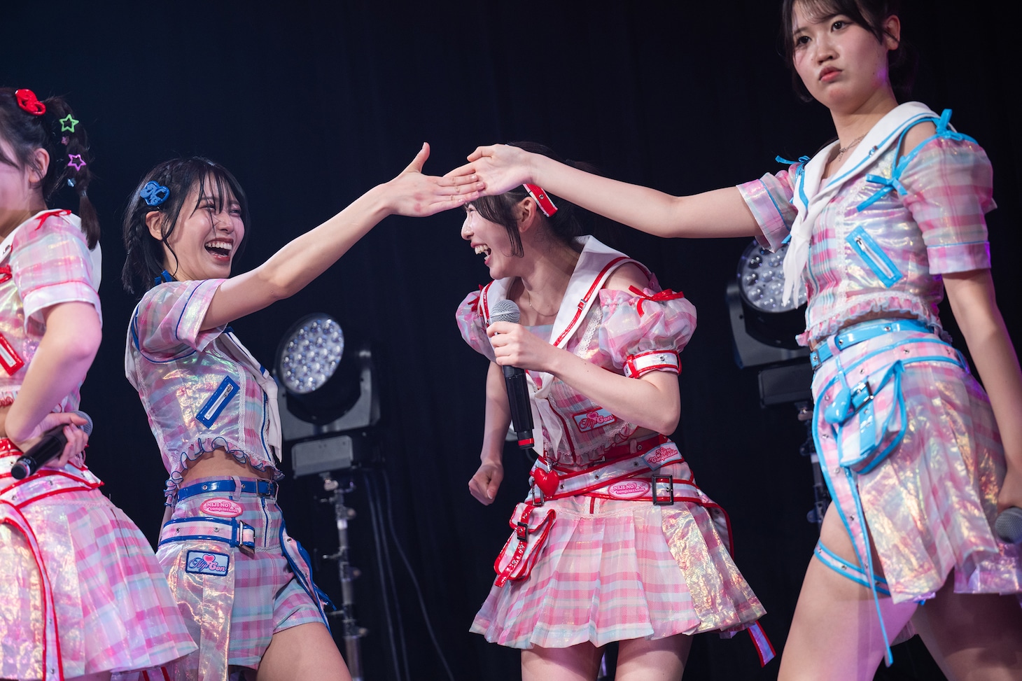 「虹コン大集合！～ステージが足りません！～」の様子。