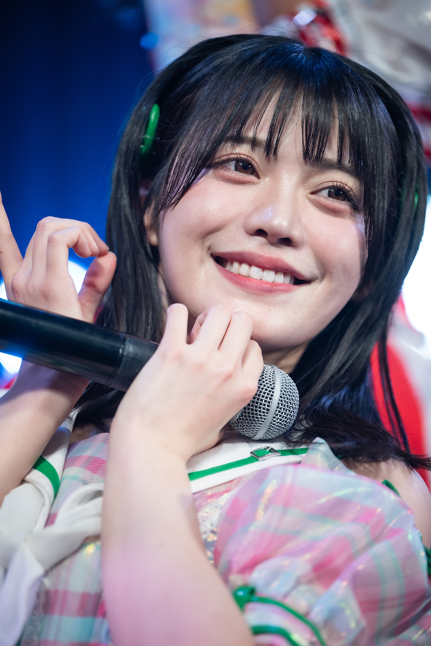 石浜芽衣（虹のコンキスタドール）