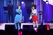 伊藤蘭ホールツアーに娘・趣里がゲスト出演、東京公演は紙テープ応援OK