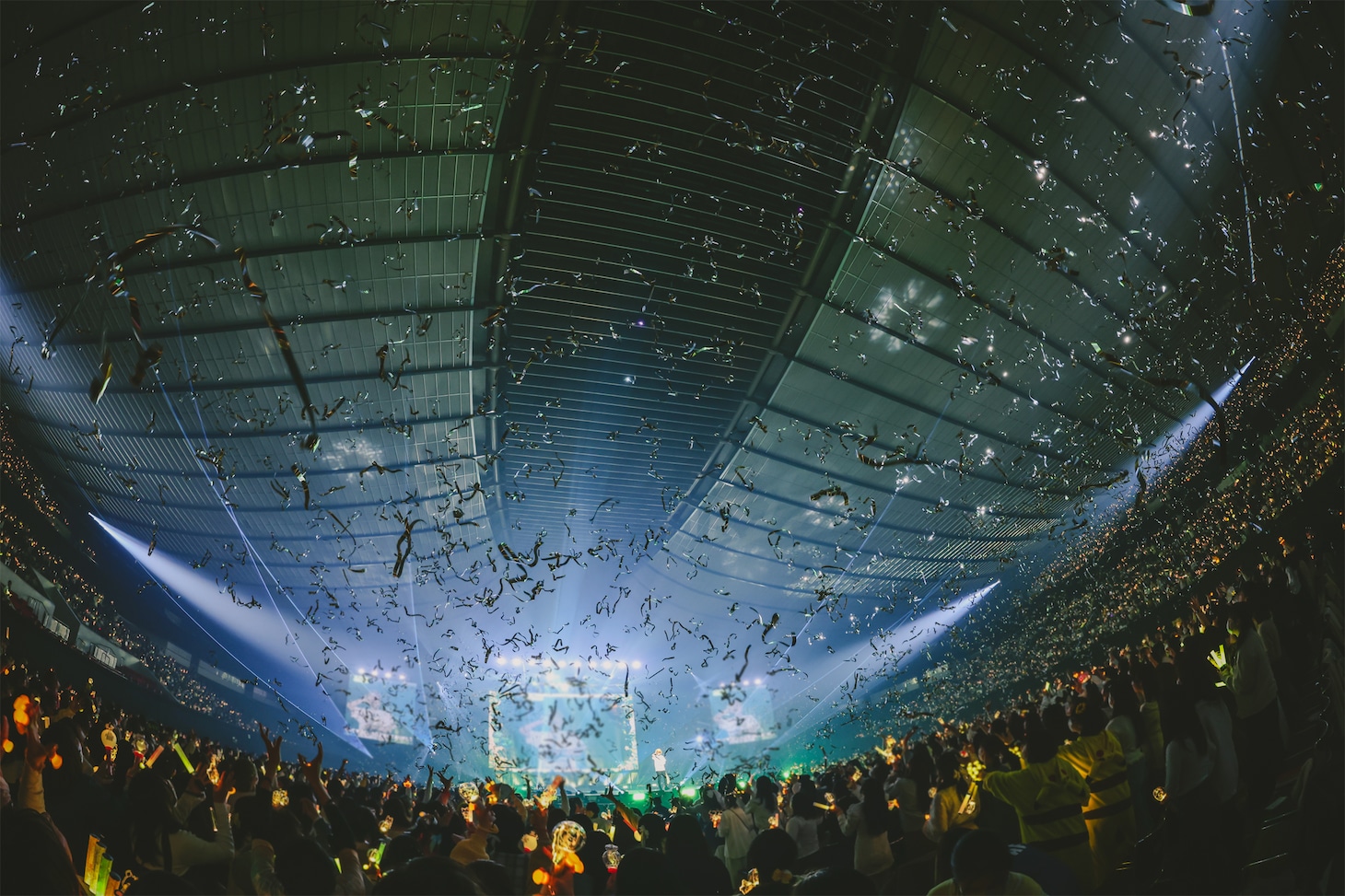 るぅとの東京・国立代々木競技場第一体育館ワンマンライブ「Meteorites 2nd One Man Live -THE KINGS-」の様子。