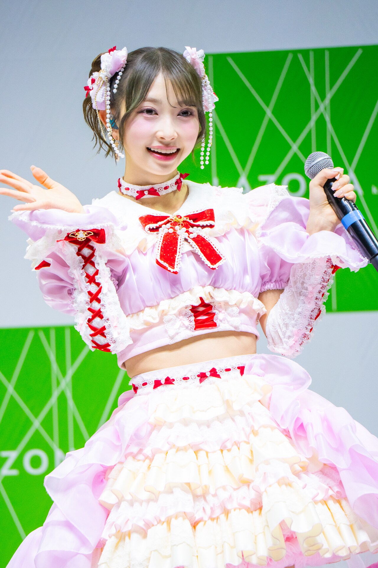 虎*王様 辻野かなみ タペストリー 辻野かなみ [画像ギャラリー 14/20] - 音楽ナタリー