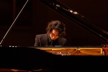「角野隼斗 全国ツアー2026 ”Chopin Orbit” supported by ロート製薬」サントリーホール公演の様子。©︎Ryuya Amao