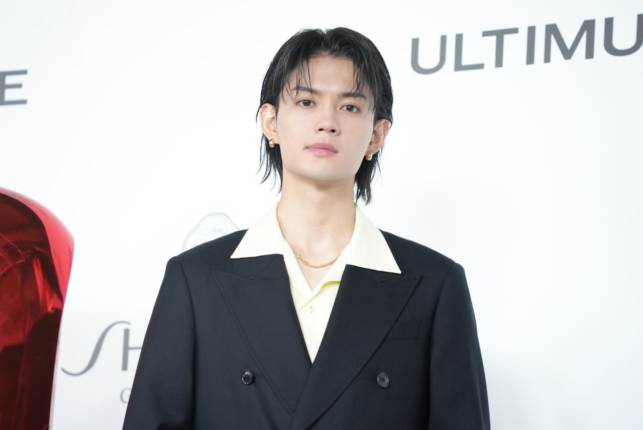 SHISEIDO「アルティミューン」を使ってメイクのノリがよくなった佐野勇斗（M!LK）。