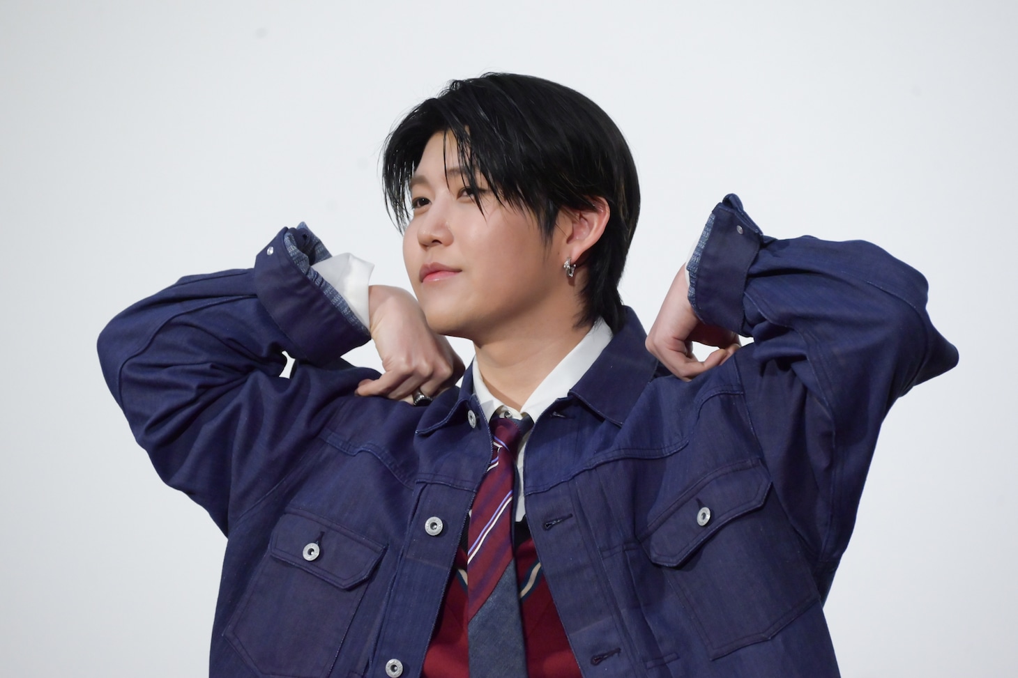 若井滉斗（Mrs. GREEN APPLE）