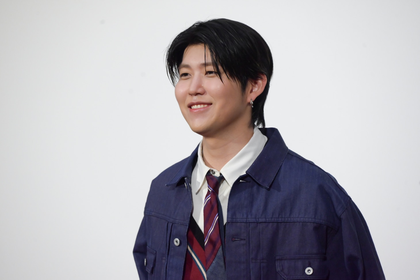 若井滉斗（Mrs. GREEN APPLE）