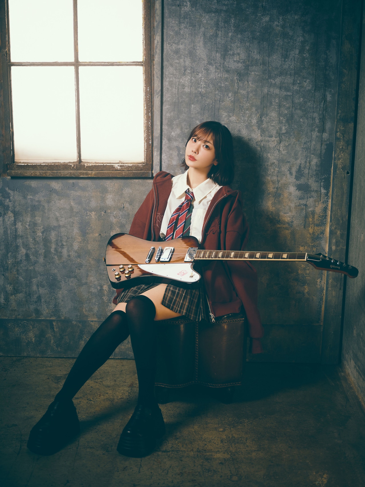 愛美がアニメ「灰原くん」エンディングテーマ担当、自ら作詞した「ドラマチック逃避行」