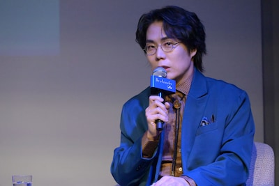 高比良くるま（令和ロマン）