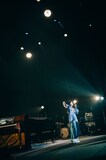 「TOMOO HALL TOUR 2025-2026 "DEAR MYSTERIES"」東京公演の様子。（Photo by Kana Tarumi.）