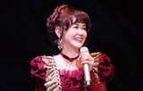 中島みゆき「夜会VOL.20『リトル・トーキョー』劇場版」のワンシーン。©2019 YAMAHA MUSIC ENTERTAINMENT HOLDINGS, INC.