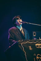 Yuno（Vo, Kantoku）（Photo by Ayato）