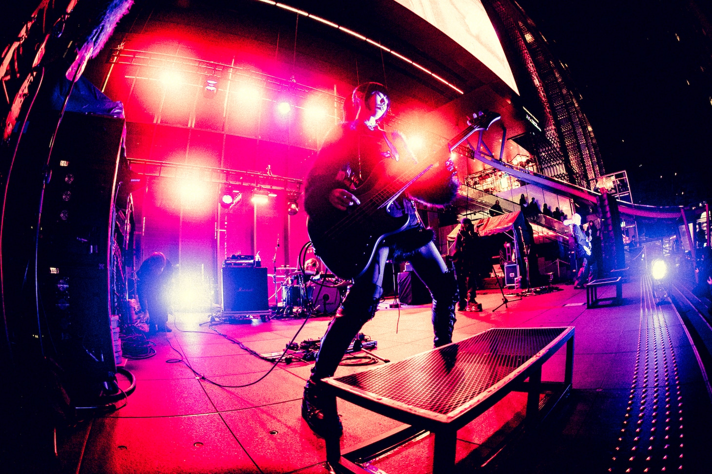 マイ（B）（撮影：ヤマダマサヒロ）