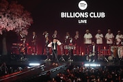 「Spotify Presents Billions Club Live with Bad Bunny」の様子。