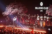 「Spotify Presents Billions Club Live with Bad Bunny」の様子。