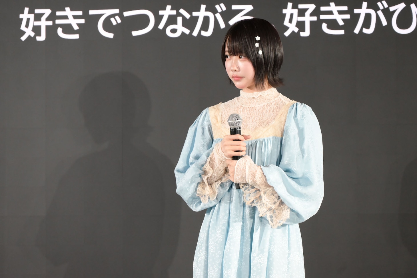 「TikTok LIVE 新CM発表会」に登壇したあの。