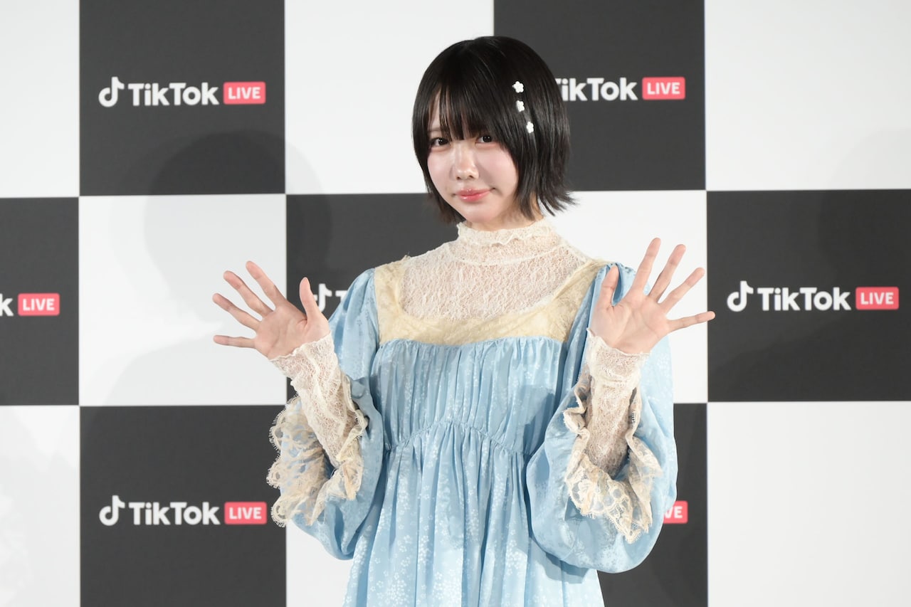 「TikTok LIVE 新CM発表会」に登壇したあの。