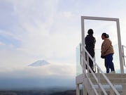 「ヒルナンデス！」で静岡、山梨を巡る今井美樹といとうあさこ。©︎日本テレビ