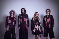 マザリバンドのメンバーたち。