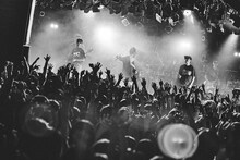 ORANGE RANGE（Photo by Kazma Kobayashi［Bearwear, UUWorks］）