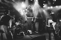 ORANGE RANGE（Photo by Kazma Kobayashi［Bearwear, UUWorks］）