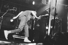 岡本伸明（Syn, Cowbell, Shriek / the telephones）（Photo by Kazma Kobayashi［Bearwear, UUWorks］）