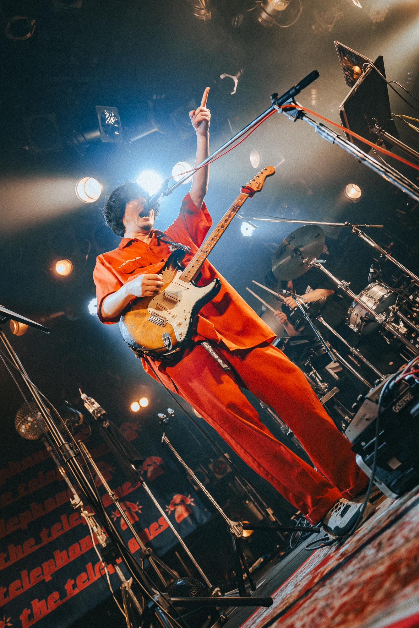 石毛輝（Vo, G, Syn / the telephones）（Photo by Kazma Kobayashi［Bearwear, UUWorks］）