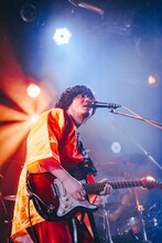 石毛輝（Vo, G, Syn / the telephones）（Photo by Kazma Kobayashi［Bearwear, UUWorks］）