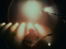 加藤成順（G / MONO NO AWARE）（撮影：タカギタツヒト）