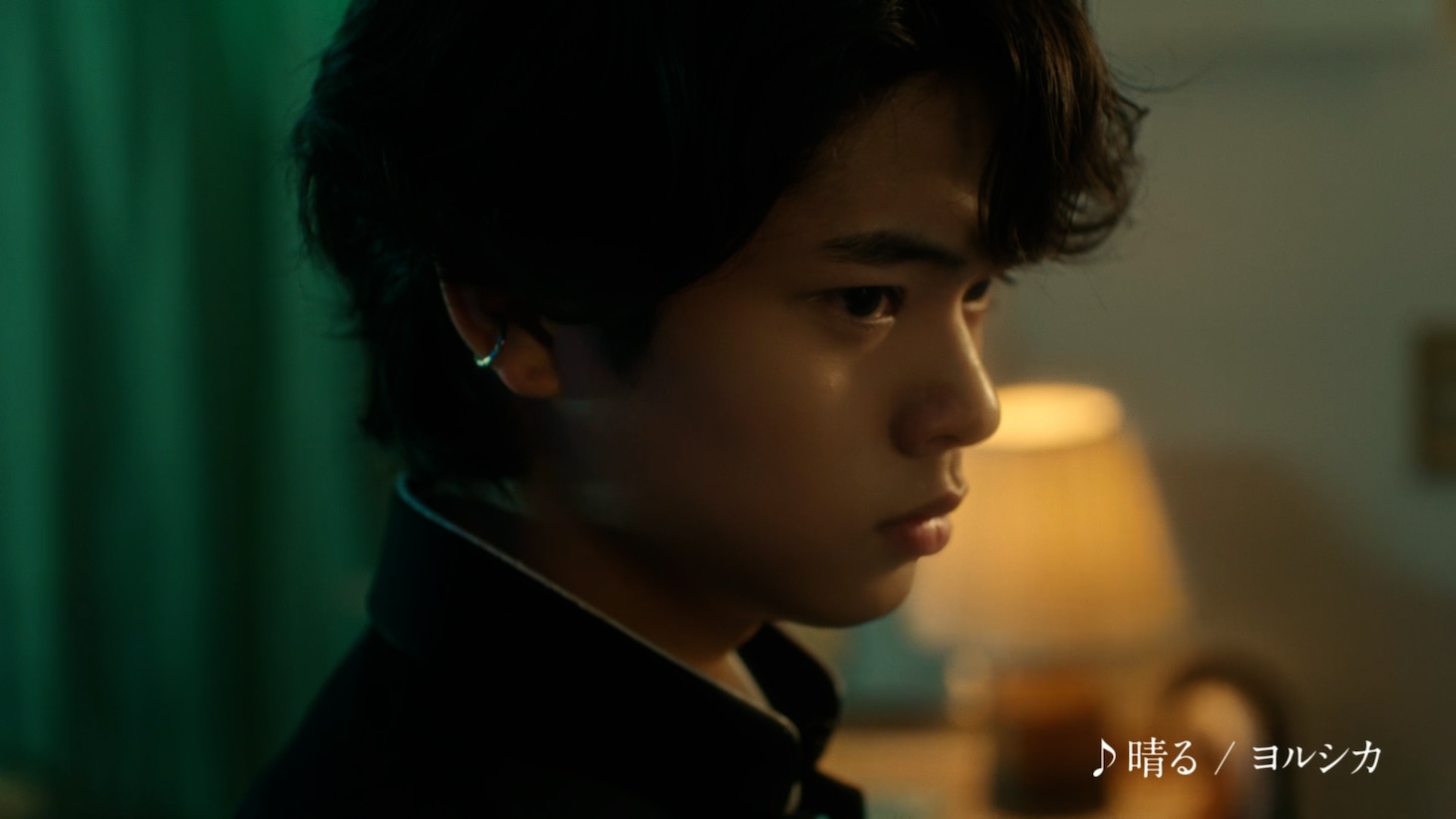 永瀬廉と黒川想矢が出演する「#春うたベスト50」のCM「兄弟の物語『衝突』篇」より。