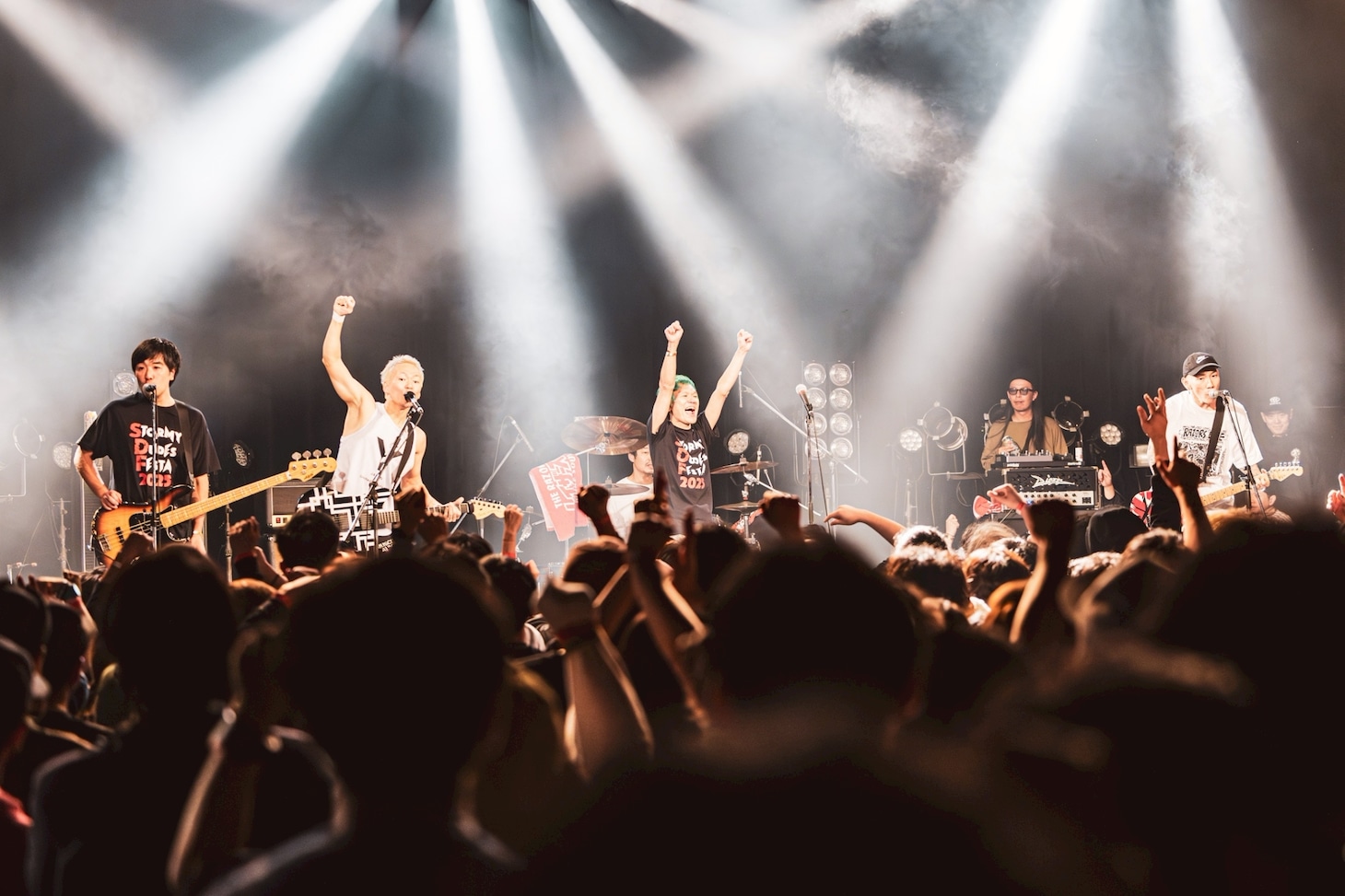 RAZORS EDGEライブ写真