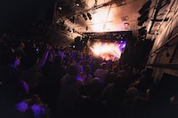 五十嵐ハル「Mr.Sentimental Vol.1」の様子。（撮影：しおみわかば）