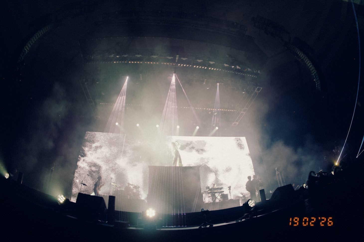 なとりワンマンライブ「深海」の様子。（撮影：マスダレンゾ）