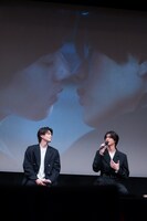キスシーンの撮影を振り返る井内悠陽と阿久根温世。