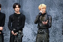 ALPHA DRIVE ONEの日本初ショーケース開催、“究極の2択クイズ”でメンバーを深掘り