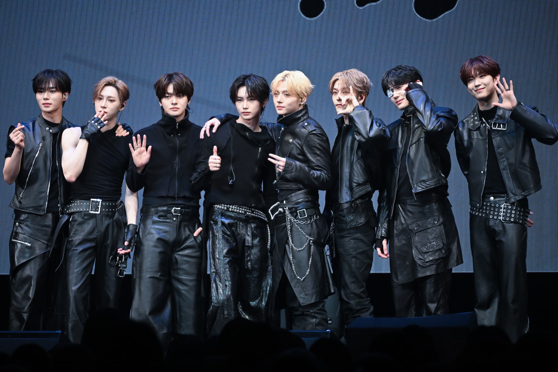 ALD1 サンウォン mnet デビューショー トレカ 特典　ショケ ALD1 ALD1 サンウォン mnet デビューショー ショーケース トレカ 特典