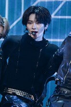 ALPHA DRIVE ONEの日本初ショーケース開催、“究極の2択クイズ”でメンバーを深掘り