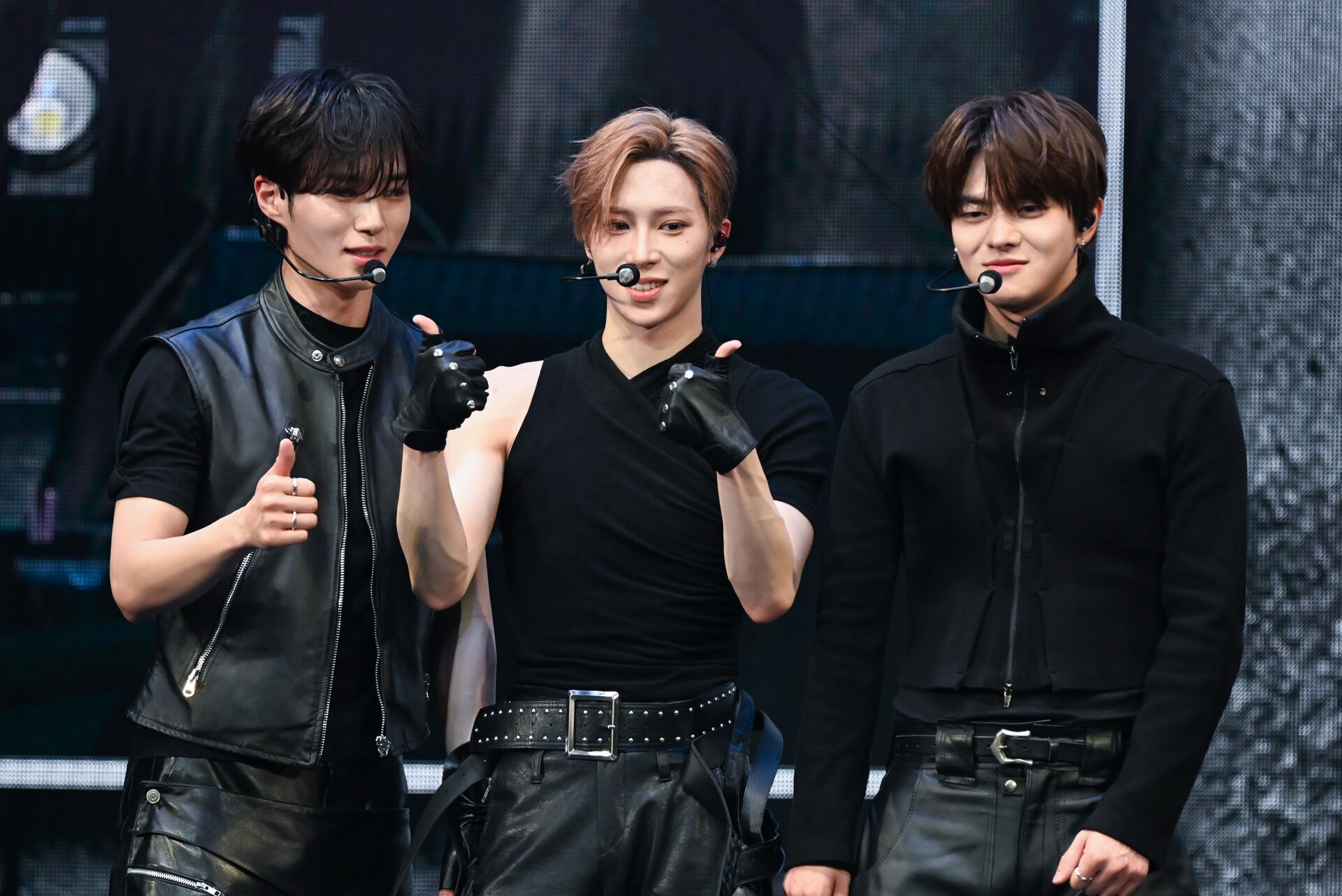 JUNSEO（ジュンソ）、ARNO（アルノ）、LEO（リオ）からなる「本物のお