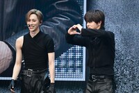 左からARNO（アルノ）、LEO（リオ）。