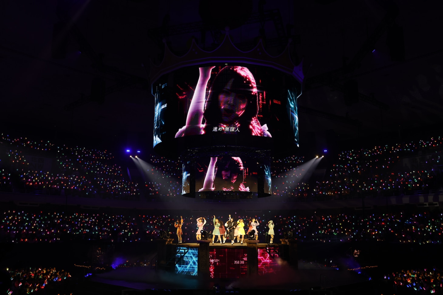 「≒JOY 4周年コンサート『≒JOY 4th ANNIVERSARY PREMIUM CONCERT』」の様子。©YOANI