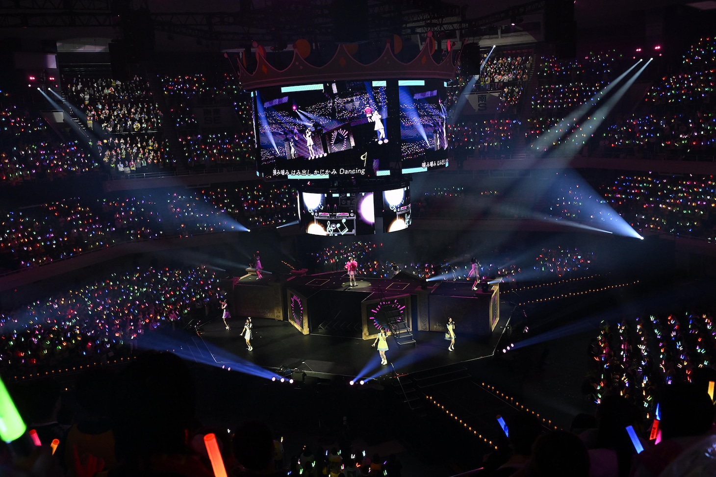 「≒JOY 4周年コンサート『≒JOY 4th ANNIVERSARY PREMIUM CONCERT』」の様子。©YOANI