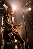 アオキテツ（G / a flood of circle）（Photo by MAYUMI）