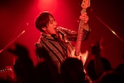 ROY（Vo, B / THE BAWDIES）（Photo by MAYUMI）
