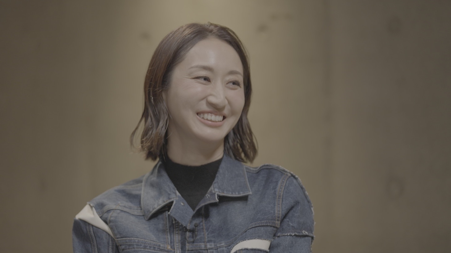 「Ms.OOJA Cover Story～名曲と歩んだ15年～」よりMs.OOJA。