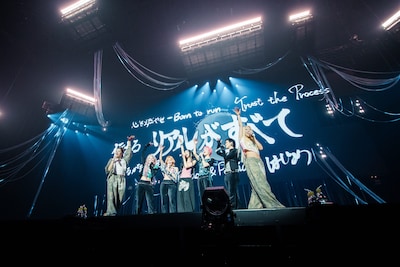「XG WORLD TOUR: THE CORE」サンドーム福井公演の様子。（写真提供：エイベックス）