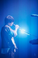 斎藤宏介（Vo, G）（Photo by Tetsuya Yamakawa）