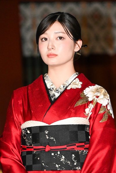 ネギが大好きな吉川愛。