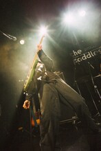 松嶋航大（B / the paddles）（撮影：オガワタクヤ）