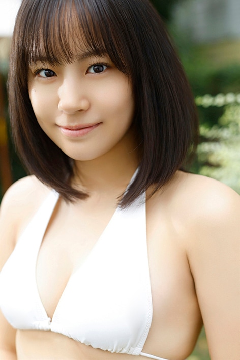 アップアップガールズ（仮）「Let's party up！」より、青柳佑芽。（撮影：西村康）