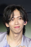 リョウガ（超特急）。Lienel「Osyan」リリース記念イベントのMCを務めた。