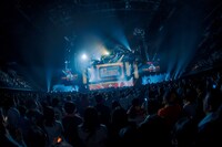 秦基博によるライブの様子。（撮影：堤瑛史）